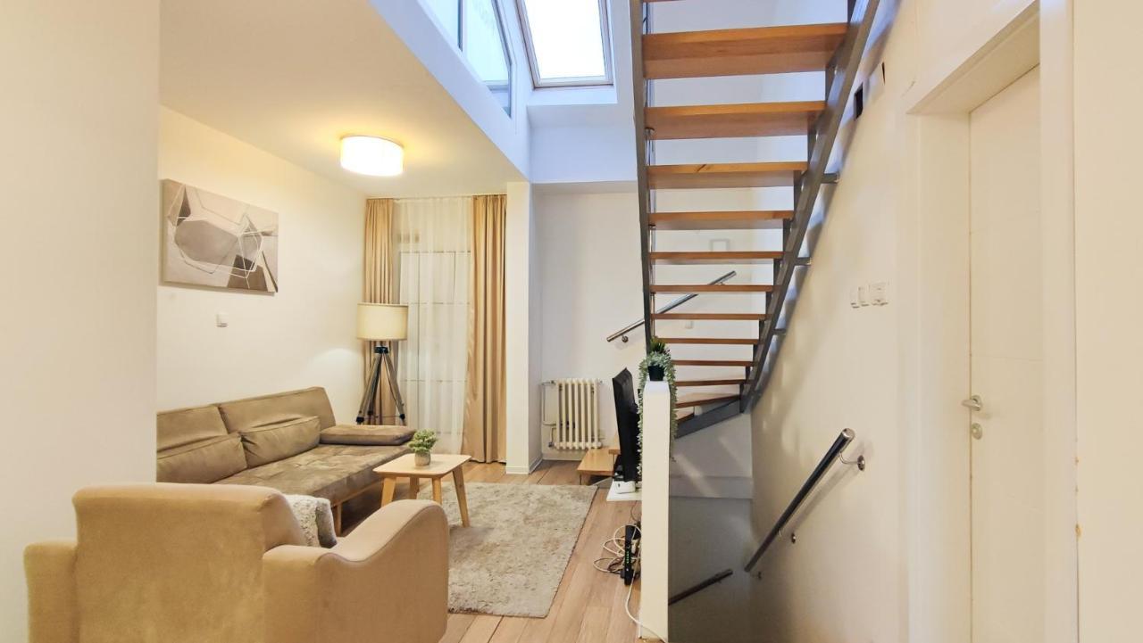 Filinhome Papa Suite 2 Novi Sad Eksteriør billede